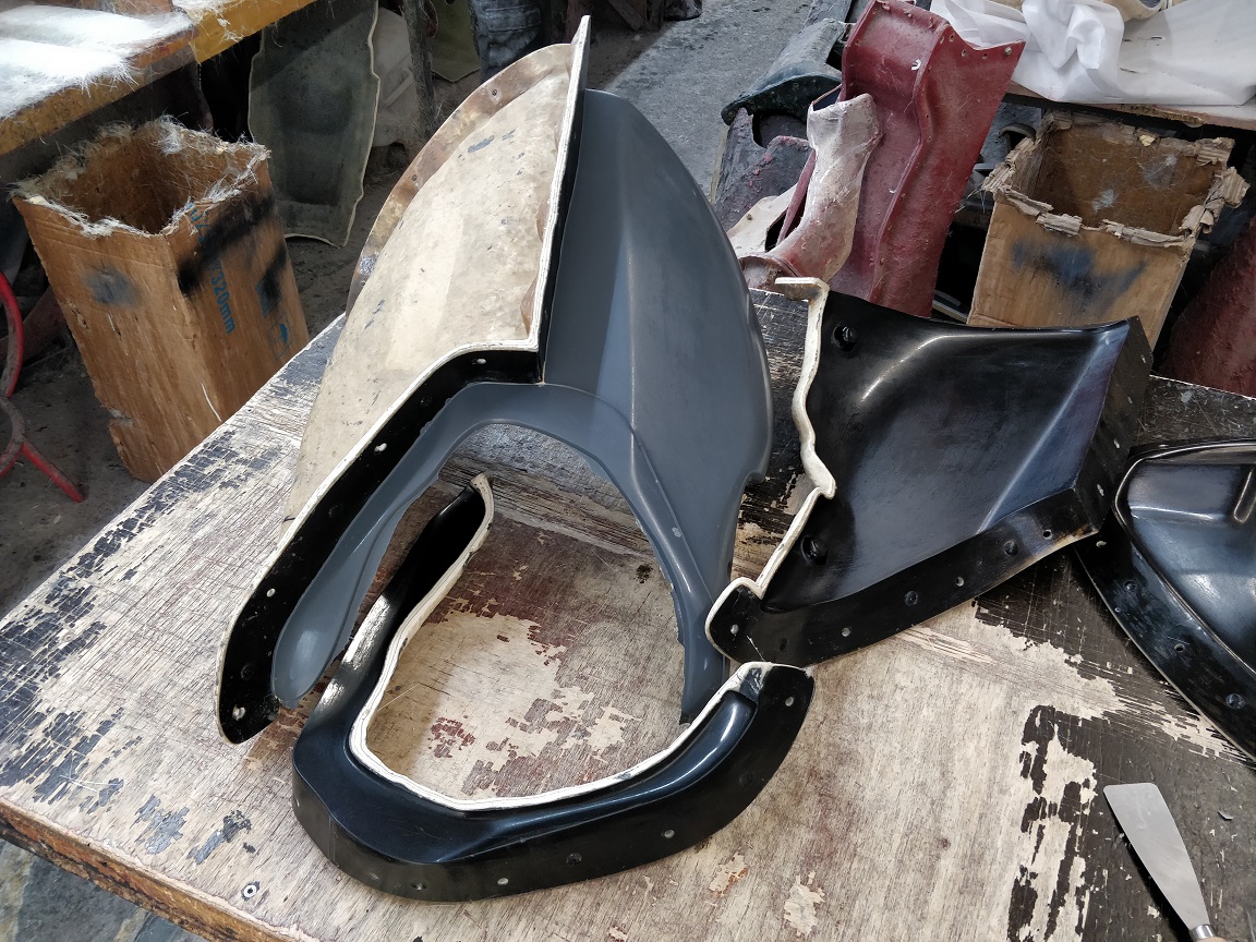 Gimbel half Shell for Suzuki GSF 400 Bandit (GK75B) 90-95